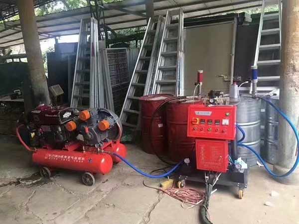 jnjx-lllfdvtzj5vnlz 小型聚氨酯噴涂機